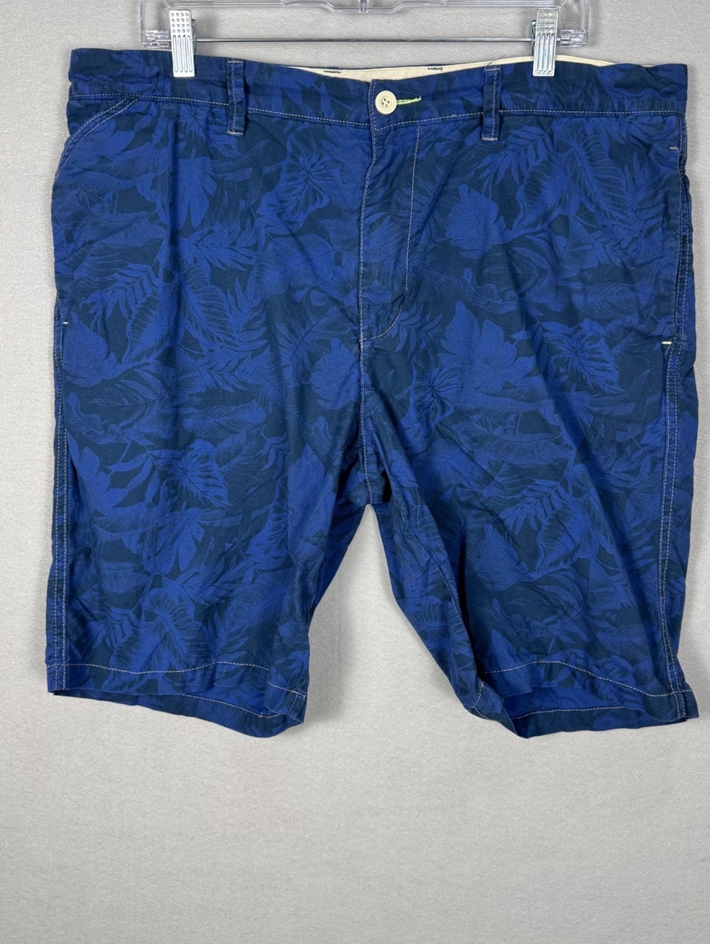 Tommy Bahama Mens 38 Relax Fit Floral Shorts Blue